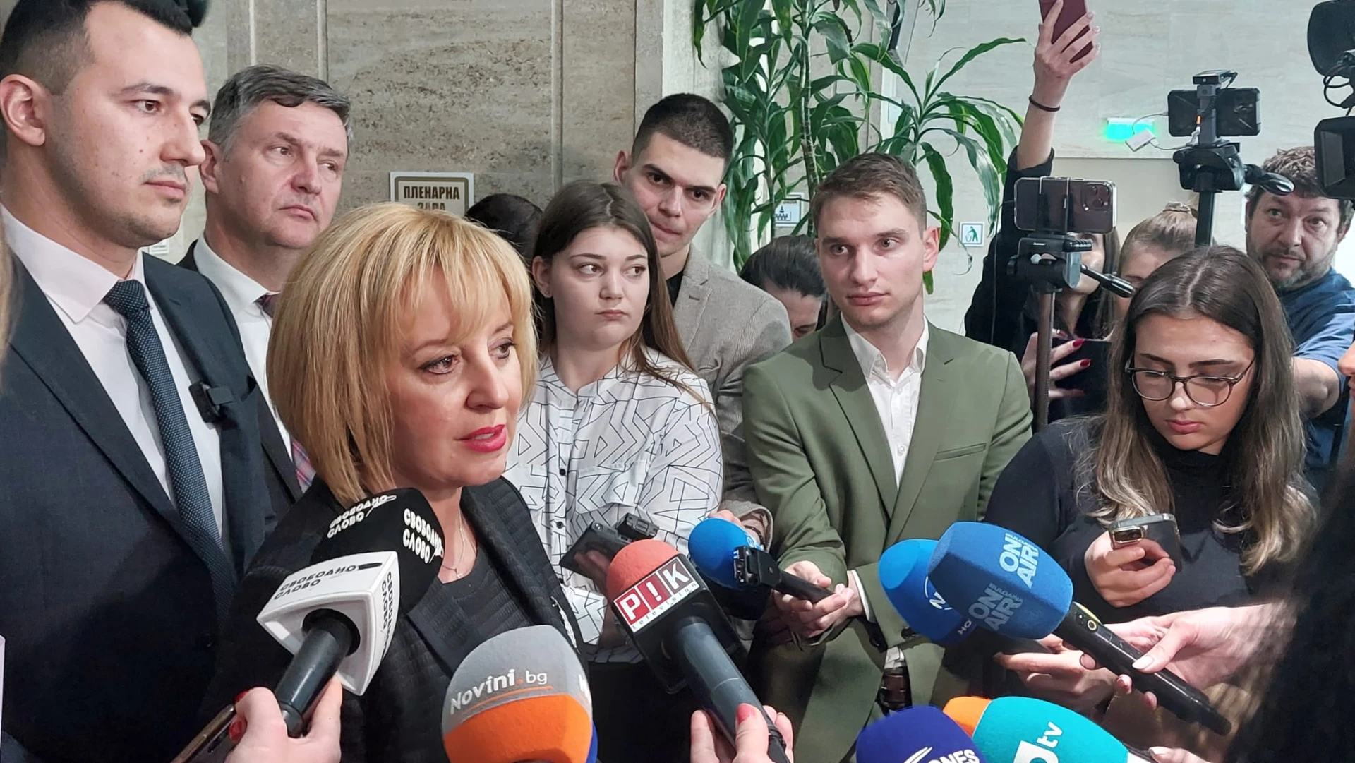 БСП-ОЛ забранява тормоза на колекторите над длъжници със закон 
