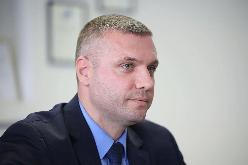 Даниел Митов взе главата на голям шеф в МВР СНИМКА