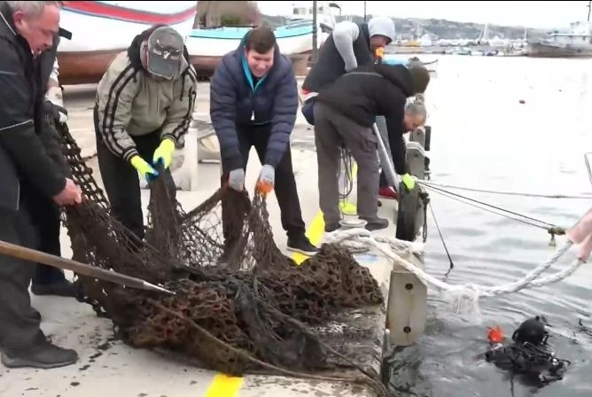 Водолази се гмурнаха край Созопол и онемяха от видяното на дъното СНИМКИ