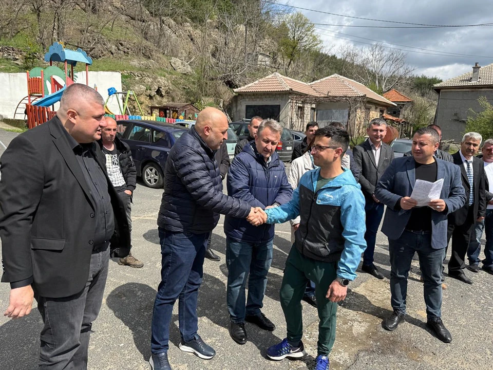 Кметове в Кирково обърнаха гръб на Доган: Трябва Ново начало!