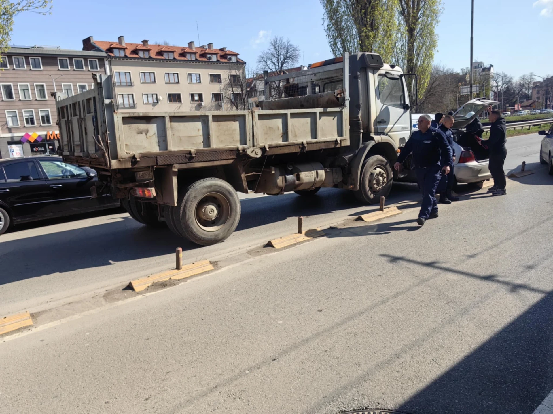 Извънредна ситуация на ключово място в София, веднага дойде полиция СНИМКИ