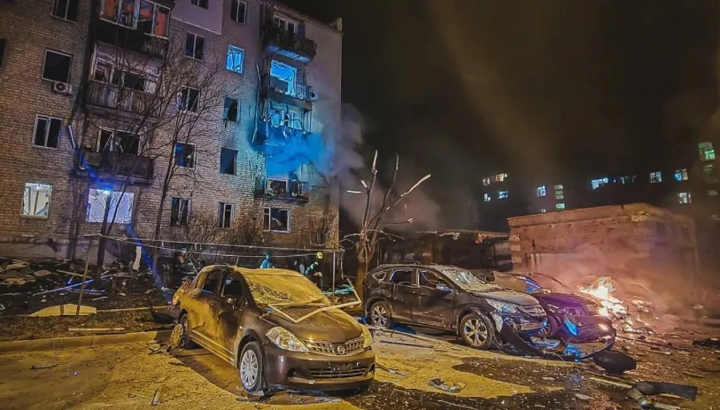 Руските сили удариха по украински градове, горят сгради, има пострадали ВИДЕО