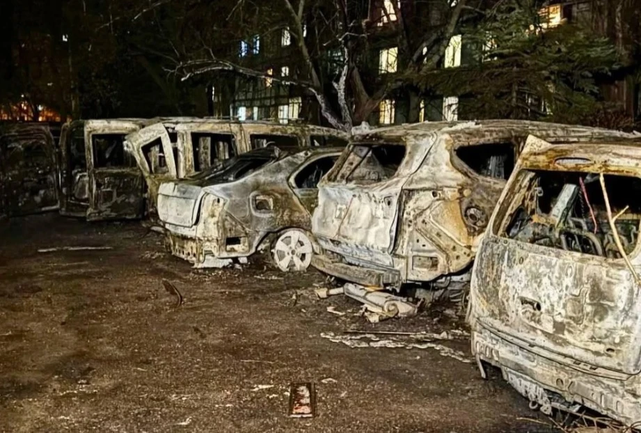 Руските сили удариха по украински градове, горят сгради, има пострадали ВИДЕО