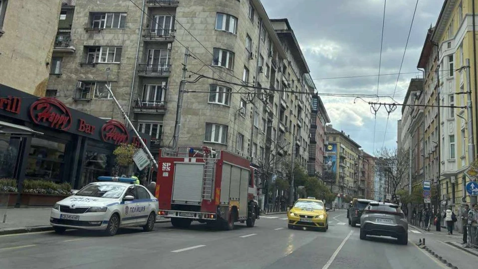 Извънредна ситуация в центъра на София, веднага дойде полиция и пожарна СНИМКА