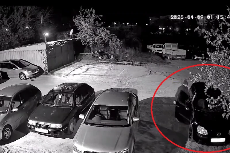 Внимание: Нагъл крадец вършее из Враца ВИДЕО