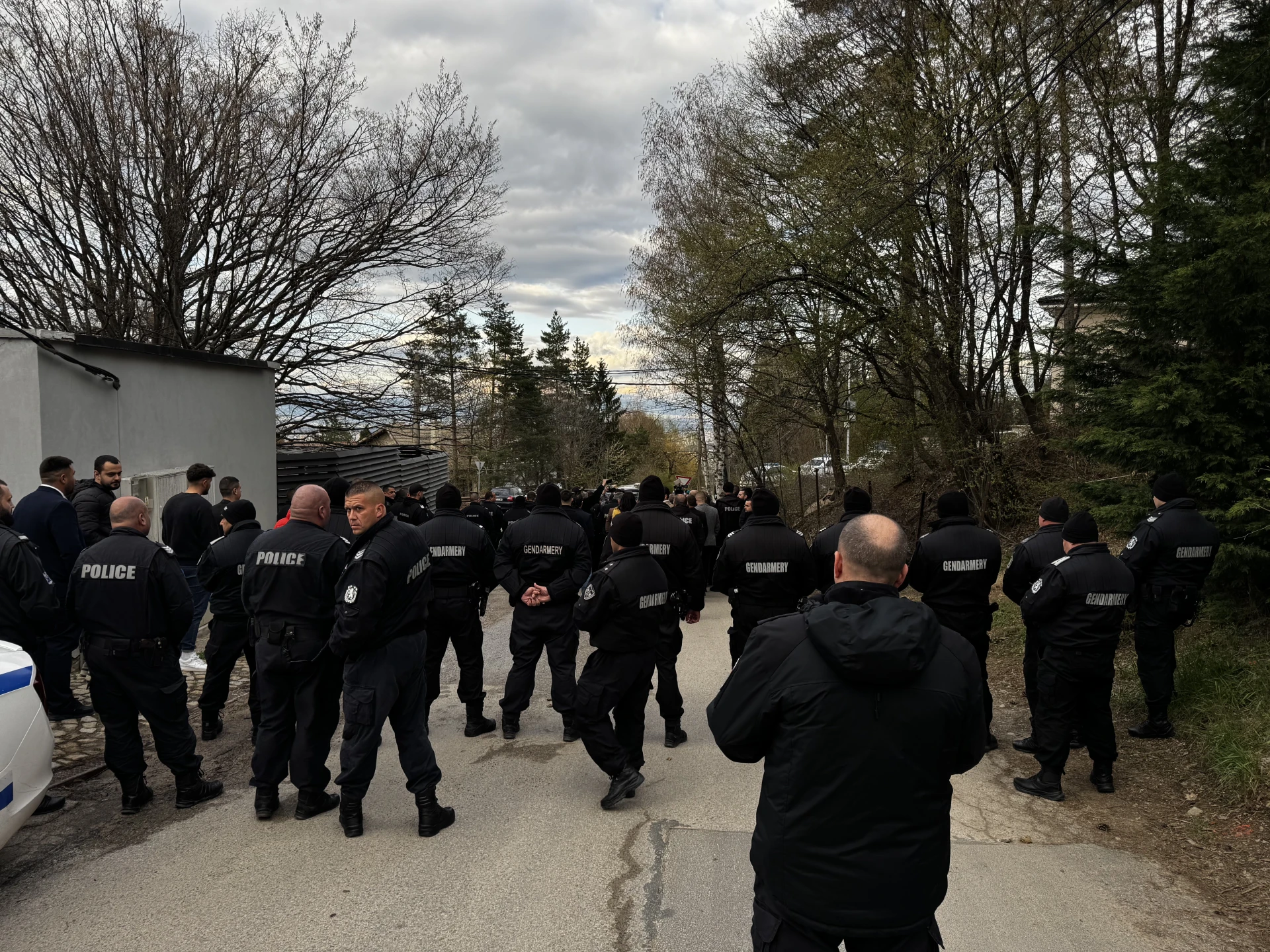 Папазов с горещ коментар за незаконното нахлуване на Доган в чужд имот