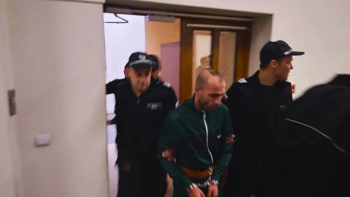 Александър уби Наско с осем удара с брадва, отказал му заем и го напсувал 