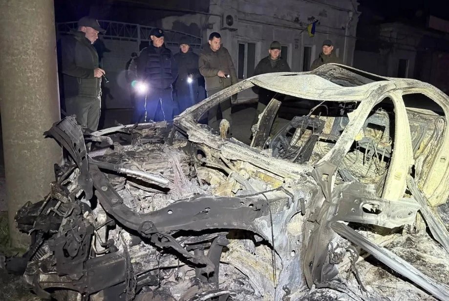Удари с дронове по Одеса тази нощ, има пострадали и пожари ВИДЕО