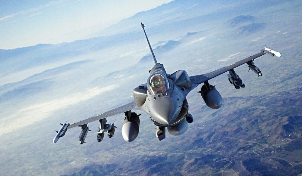 Military Watch Magazine с нова версия за сваления украински F-16