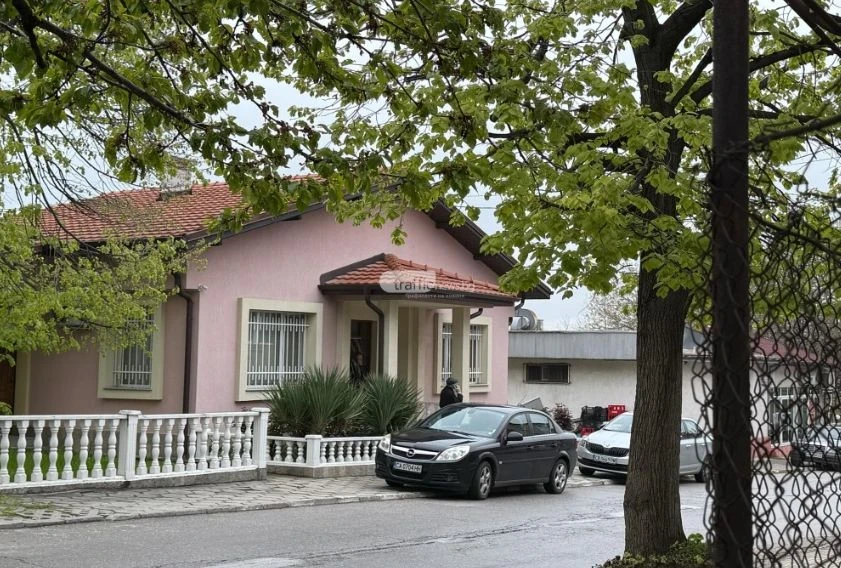 ДАНС и жандармерия пред дома на Джевдет Чакъров, арестуван е полицай 
