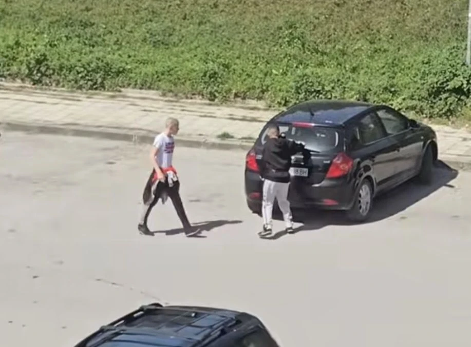 Пияни деца потресоха цяла Варна с тези действия ВИДЕО 18+