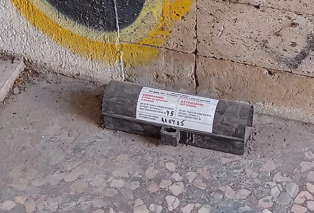 На ключови места във Варна сложиха тези предмети, безопасни са, но не ги пипайте СНИМКА