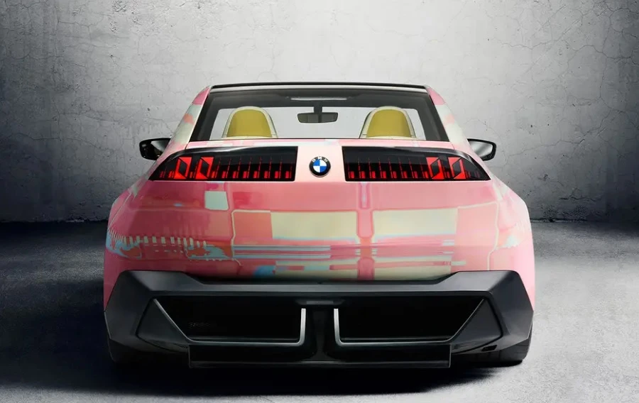 BMW показа как ще изглеждат бъдещите модели СНИМКИ