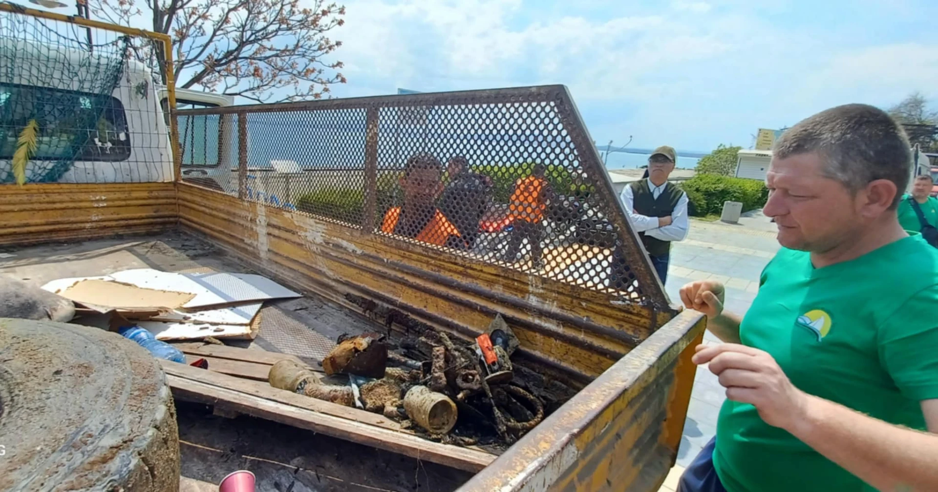 Водолази се гмурнаха в морето край Бургас и ето какво намериха СНИМКИ