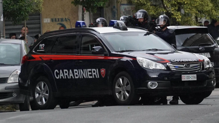 Задържаха в Италия мъж за убийство в джамия във Франция