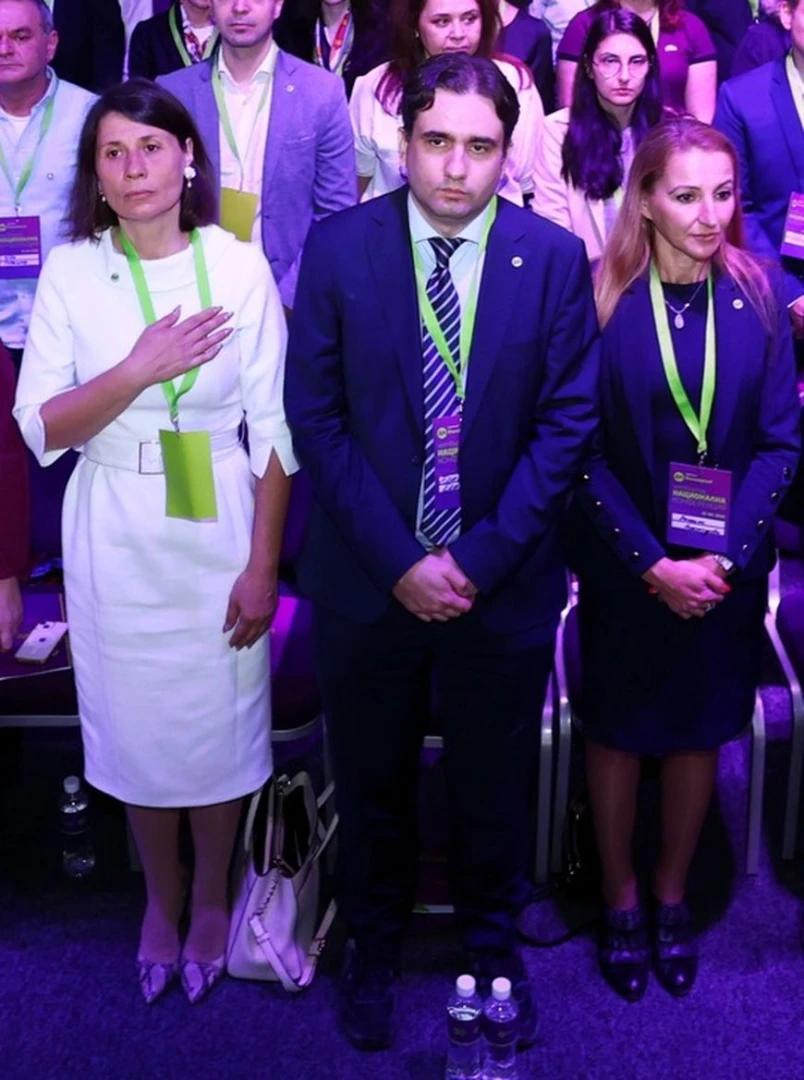 Божидар Божанов с фрапантна изцепка на конференцията на "Да, България" СНИМКИ