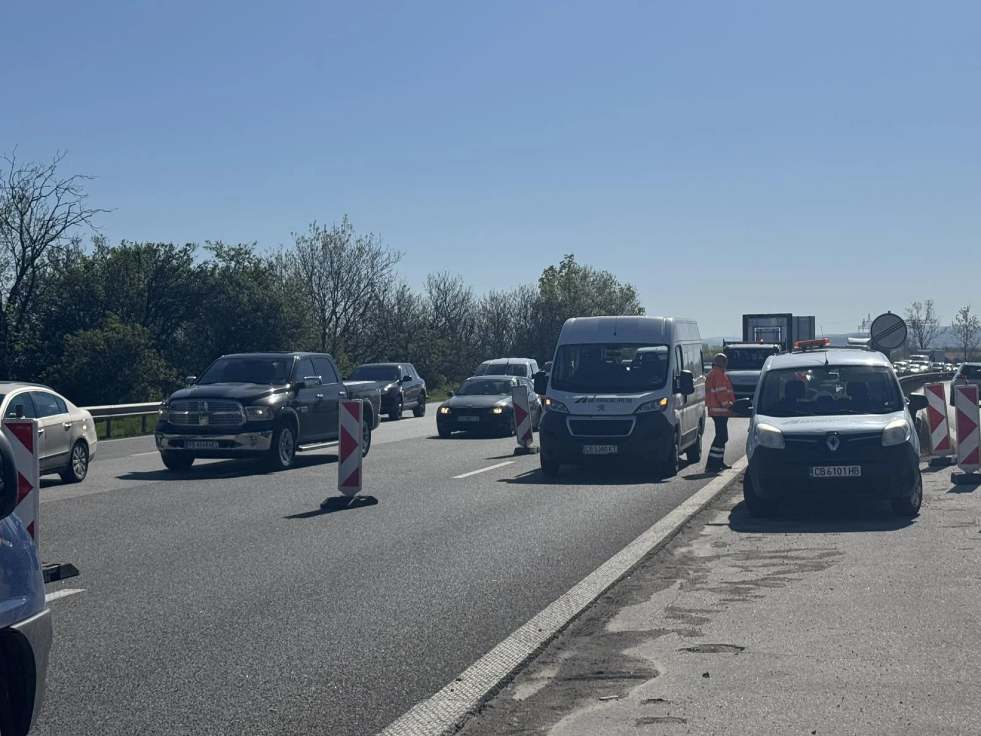 На входа на София е ад, шофьорите да си пазят нервите ВИДЕО