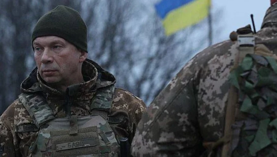 Сирски изпраща служителите на ТЦК на фронта