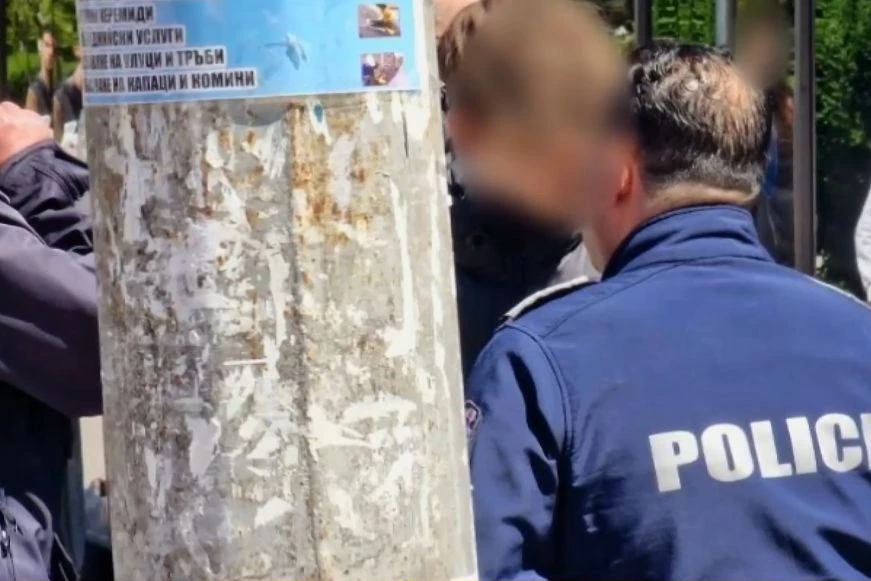 Бесен екшън в Бургас между младежи с тротинетки, шофьор на автобус и полицаи СНИМКИ