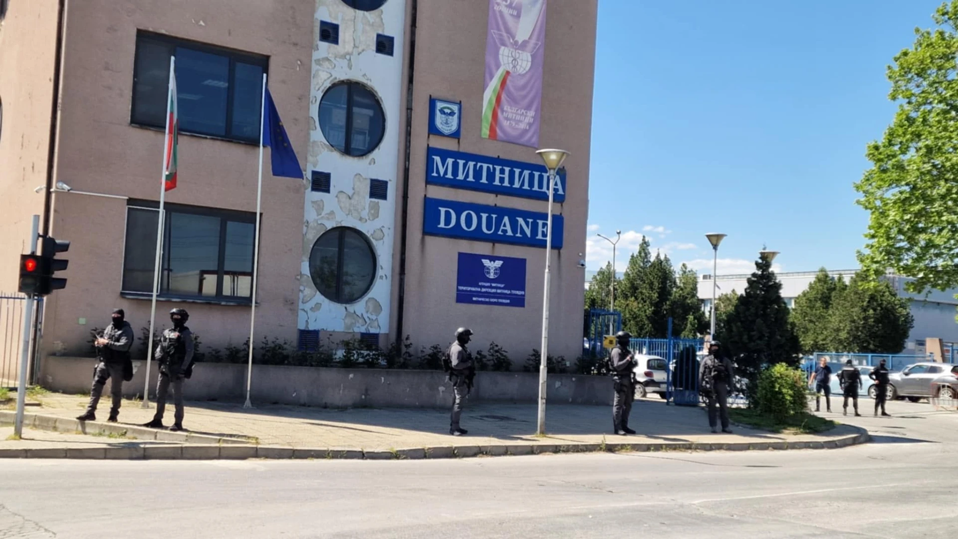 Депутат от ПП-ДБ забъркан в канала на Паскал и арестувания митнически шеф СНИМКИ