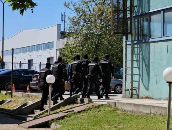 Извънредни новини за арестувания шеф на пловдивската митница и канала на Паскал
