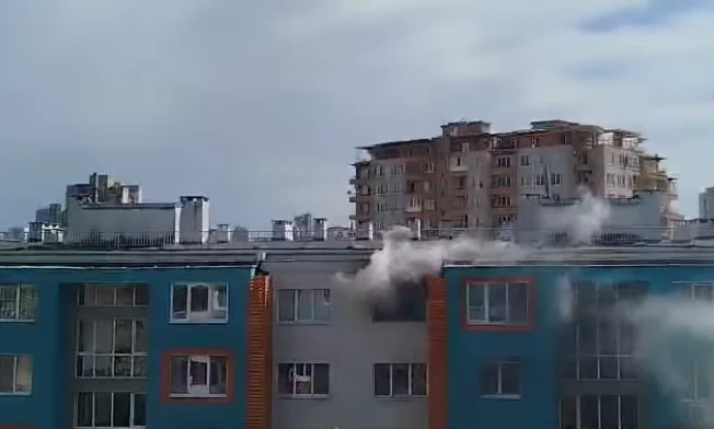Умишлен палеж: Издирват Тийнейджър с тротинетка за огнения ад в Бургас ВИДЕО