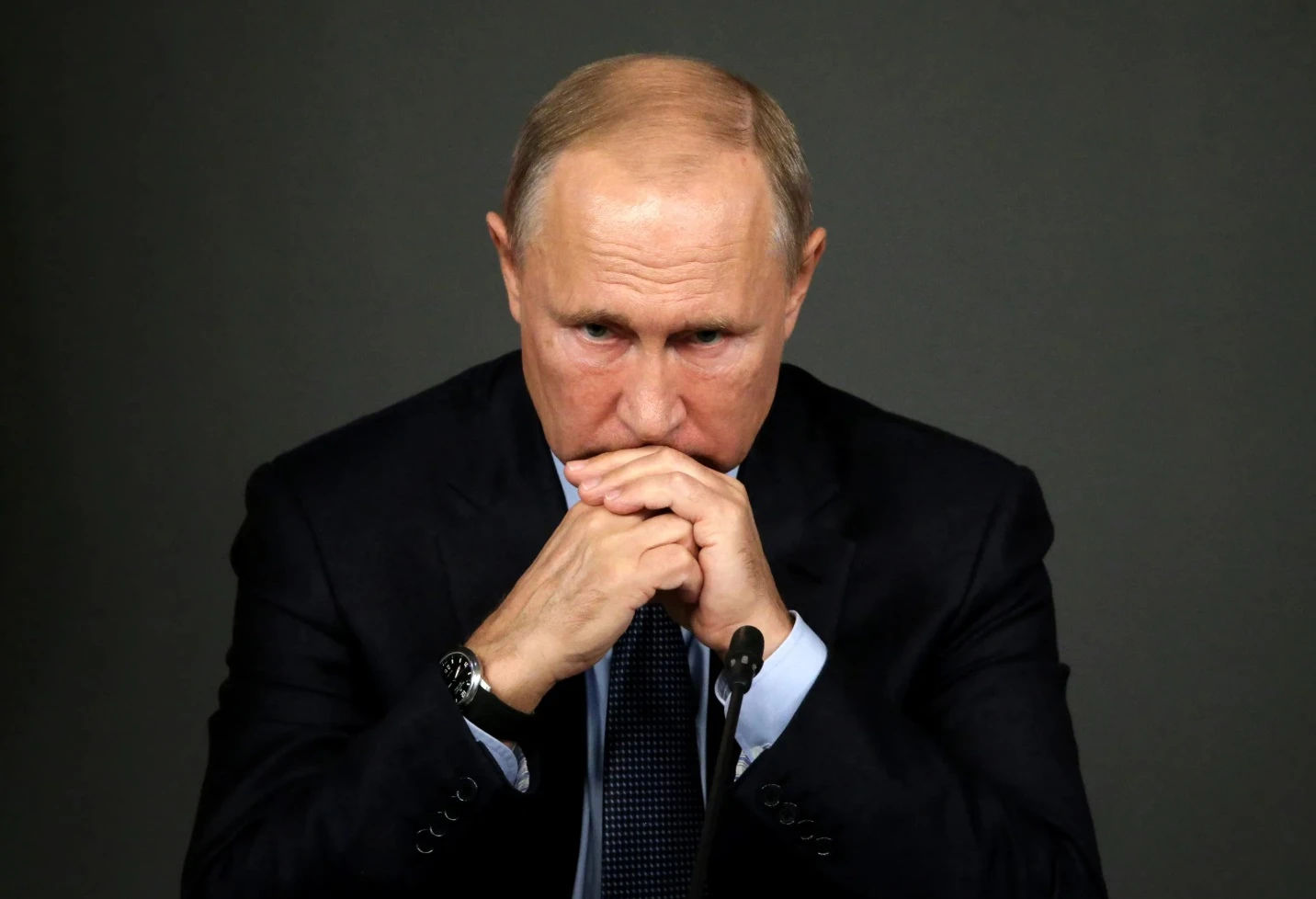 Любимците на Путин няма да отидат в Москва за парада на 9 май