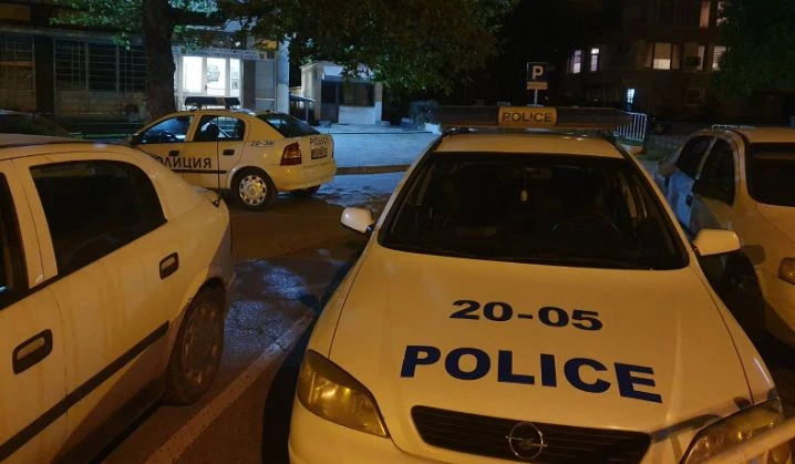 Свиреп екшън пред Спешното на столична болница, полицията се намеси светкавично 