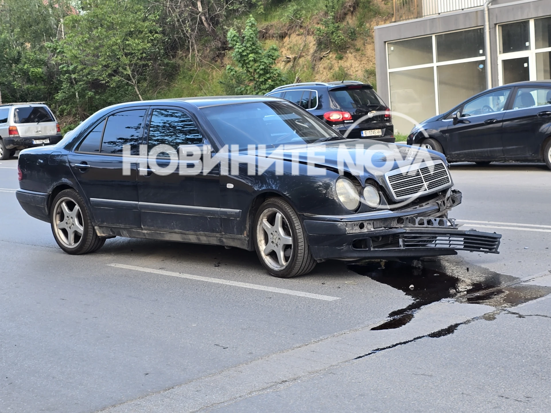 Жестоко верижно меле с 5 коли в Благоевград СНИМКИ 