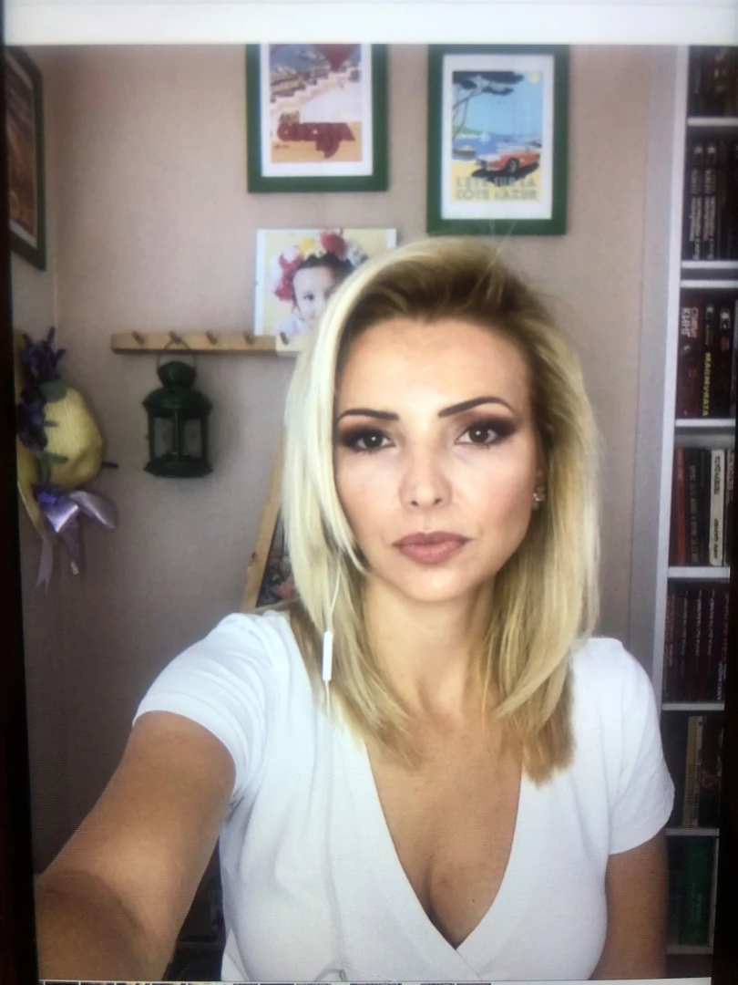 Най-чаровната ни синоптичка изненада всички с новите си планове СНИМКИ