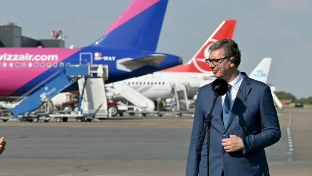 Извънредна ситуация със самолета на Вучич на път за Москва