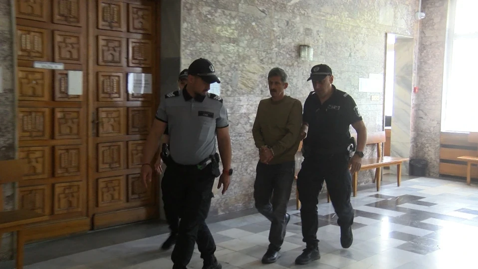 Ето го шофьора на турски тир, причинил катастрофа с убит и избягал