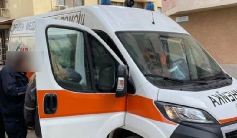 Диви селянки погнаха мъж в Чирпанско и го пратиха в болница