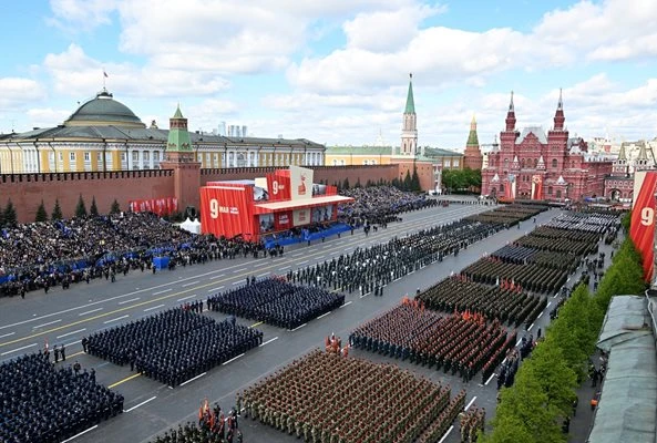 СНИМКИ от Червения площад в Москва по случай Деня на победата