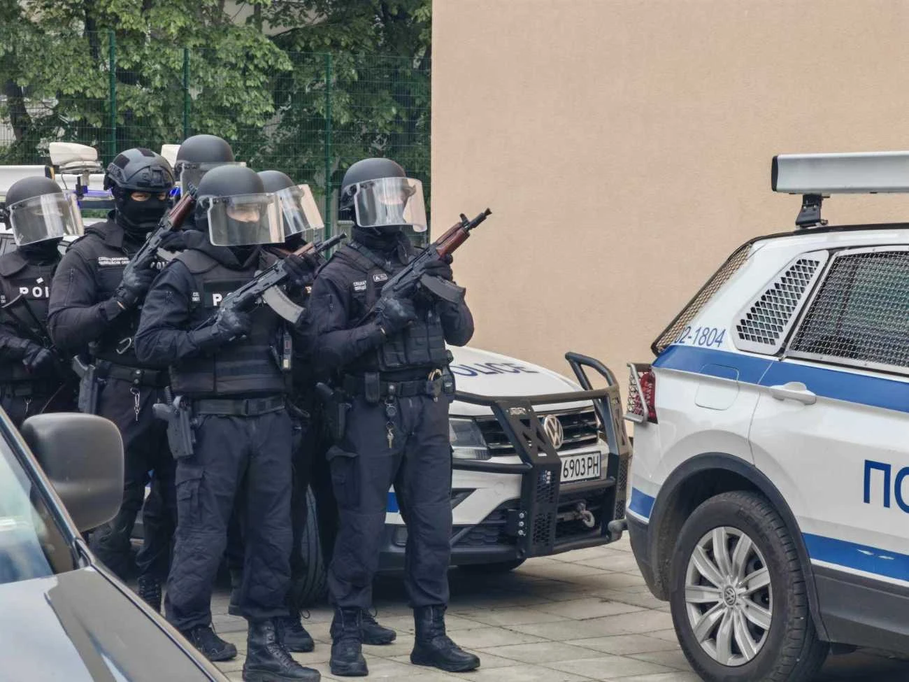 Бомба в училище? Бургас видя терористичен акт ВИДЕО