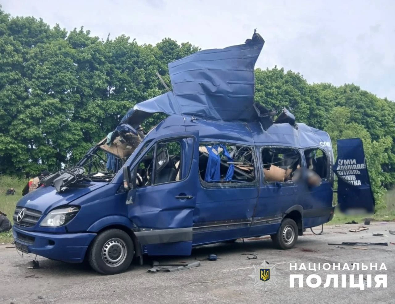 Ужасяващ обстрел с много жертви в Украйна, дронове взривиха автобус с цивилни