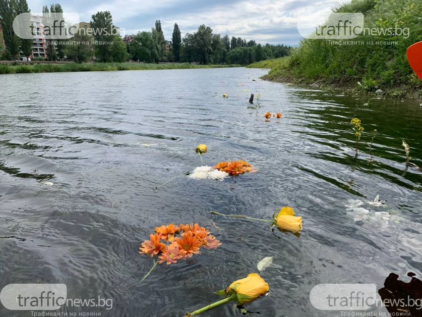 Пловдив е смразен: Изплува мистериозен труп на мъж от Марица, а около него...