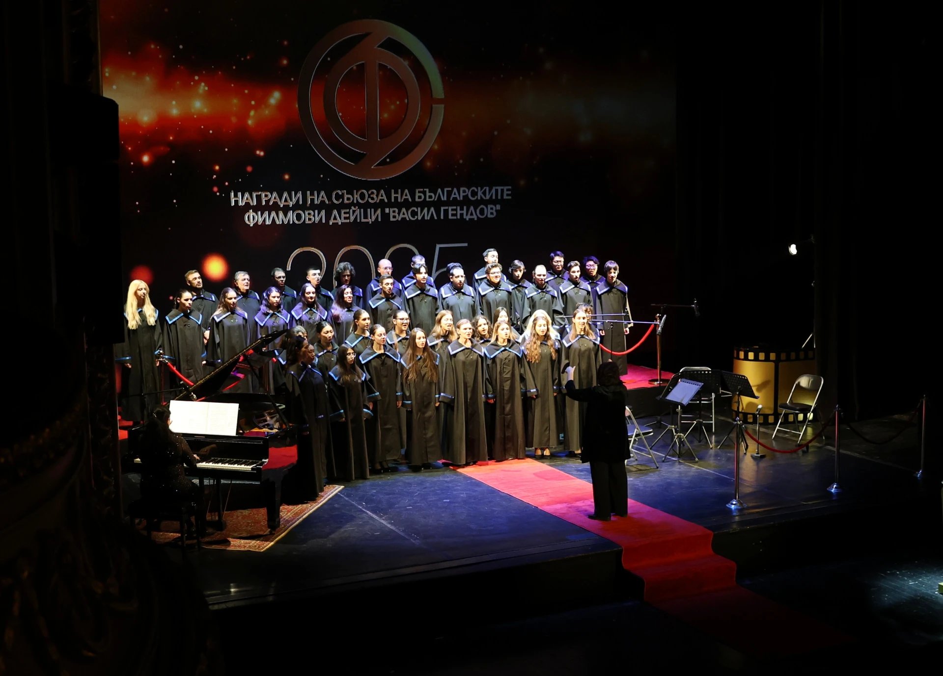 Раздадоха БГ Оскарите! Мария Бакалова и известен рапър облажиха статуетки Снимки