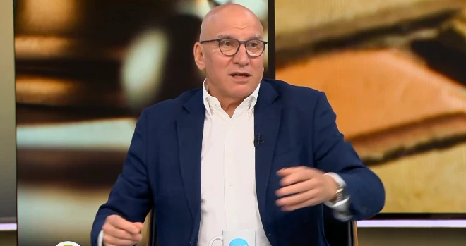Алгафари и Хампарцумян с екстравагантно, но работещо предложение как да се спре протестът в София
