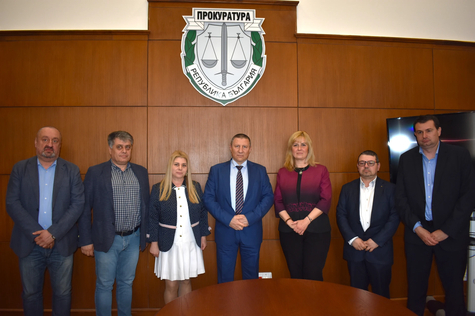Асоциацията на прокурорите и Камарата на следователите в България представиха инициатива за продължаване на съдебната реформа