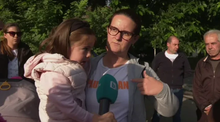Опасно кръстовище в Пловдив: Майки с малки деца се страхуват за живота си