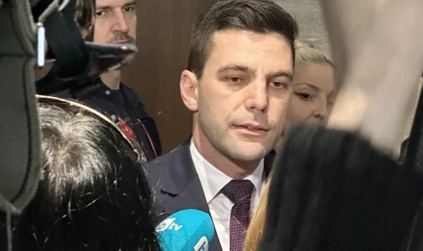 Доц. Цеков се подигра с ППДБ: Очаквам да се вдигнат на поход в защита на Никола Минчев