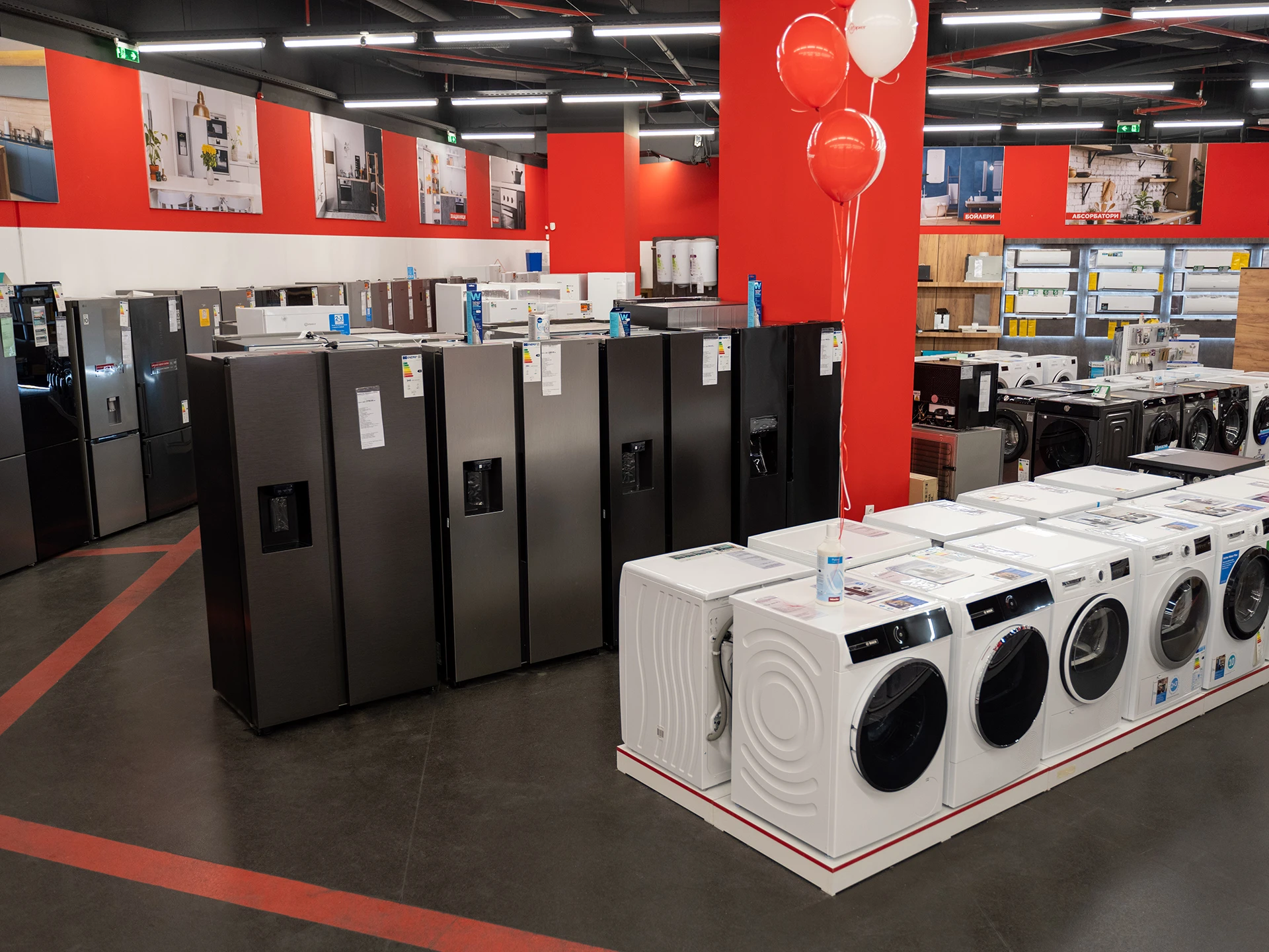 Техномаркет с по-голям и модерен магазин в Мол Марково тепе