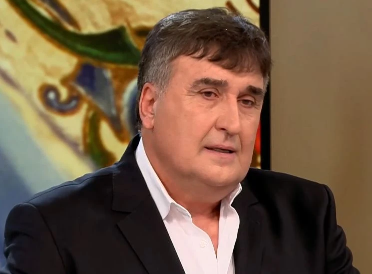 Веселин Маринов ридае в ефир, ето защо!