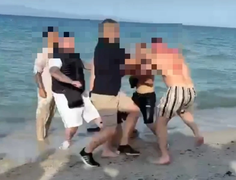 Българи се млатиха мъжката на Халкидики, Видео 18+