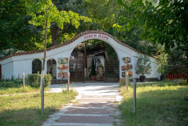 Нов опит: Култов ресторант пак е на тезгяха, търсят му... 