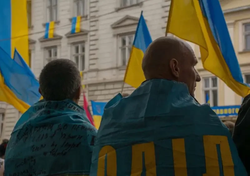 Избягал украински политолог: Украйна е изправена пред съдбата на Либия и Сомалия