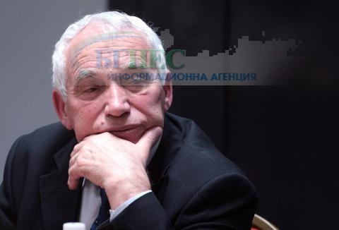 Желю Желев: Не са нужни радикални промени в избирателната система