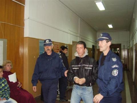 Задържаха варненец, осъден в Белгия за трафик на жени