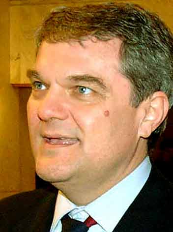 Петков: Не познавам Банев, притеснителен е факта, че се разхожда по телевизиите 